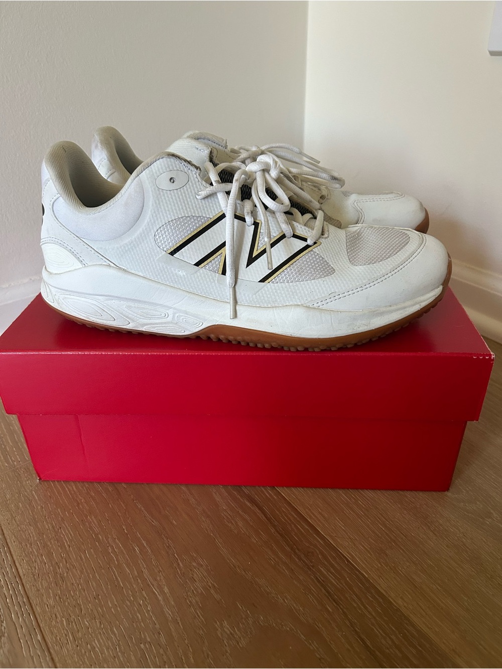 New Balance White Turf Shoes Fresh Foam 3000v7